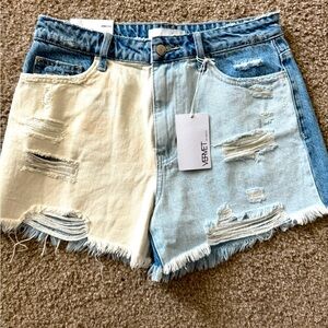 BNWT Vervet Jean Shorts, size M